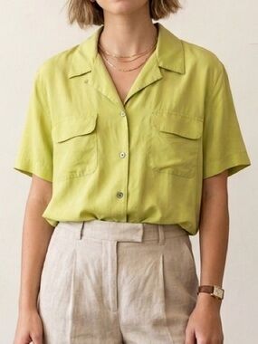 Valerie Stevens Vintage 100% Silk Short-Sleeve Camp Shirt